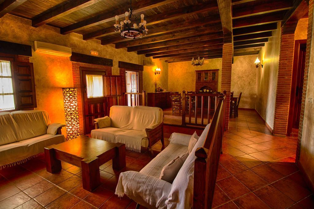 Casa Rural Tia Tomasa Malpartida De Plasencia Dış mekan fotoğraf