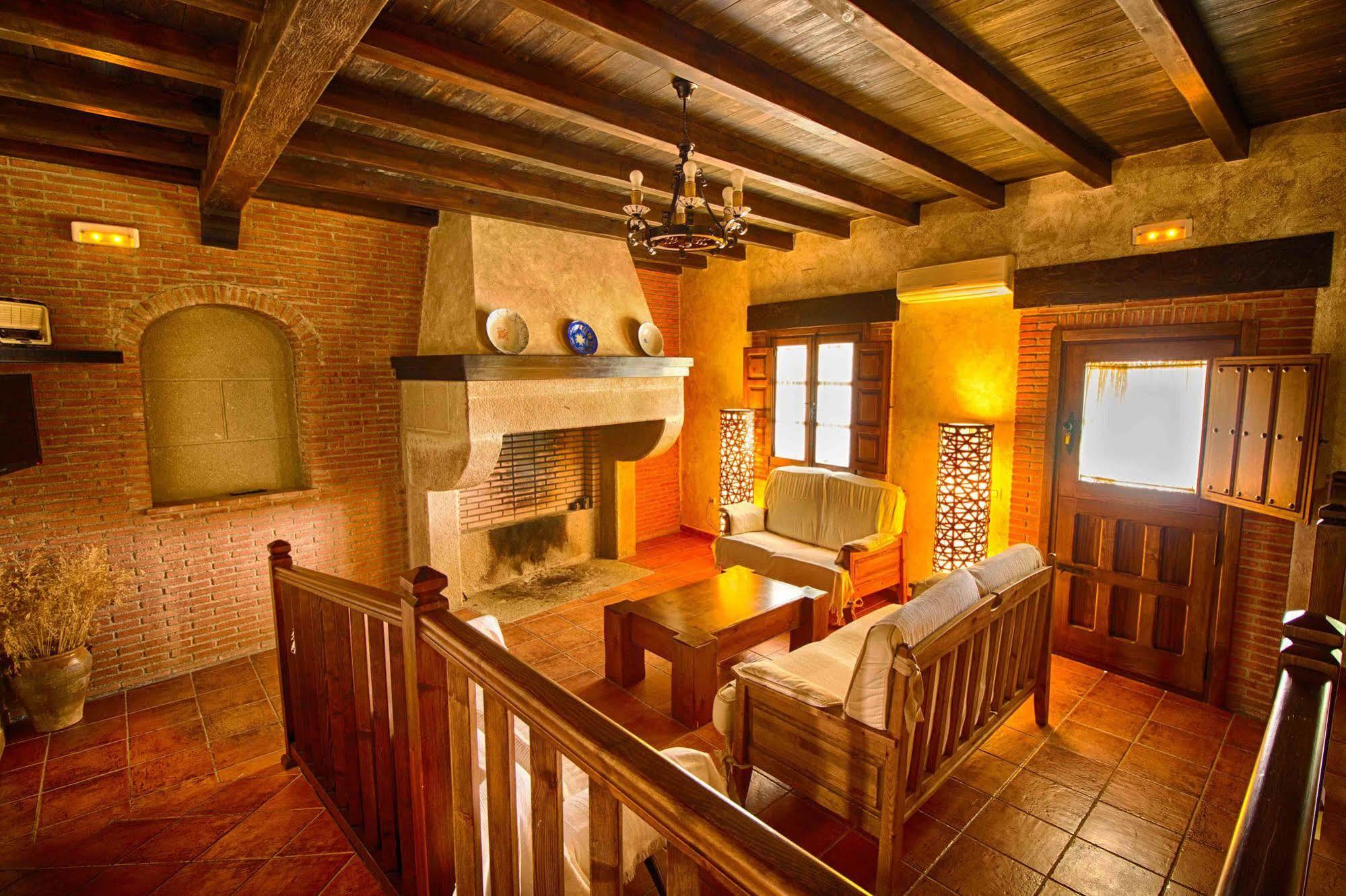 Casa Rural Tia Tomasa Malpartida De Plasencia Dış mekan fotoğraf